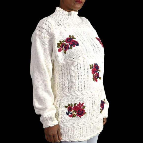 Vintage American Eagle Chunky Sweater White HandKnit Fisherman Floral Size Large - Picture 2 of 15